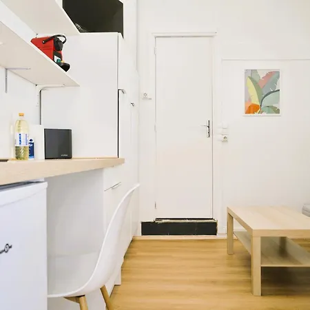 A Pied Ou Metro Appartement *